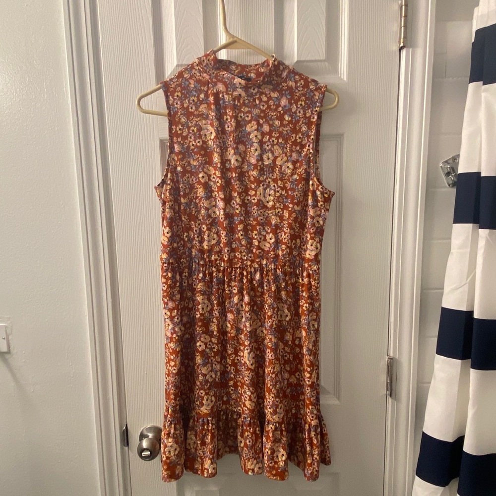 Dry Goods Mock Neck Floral Dress Size M